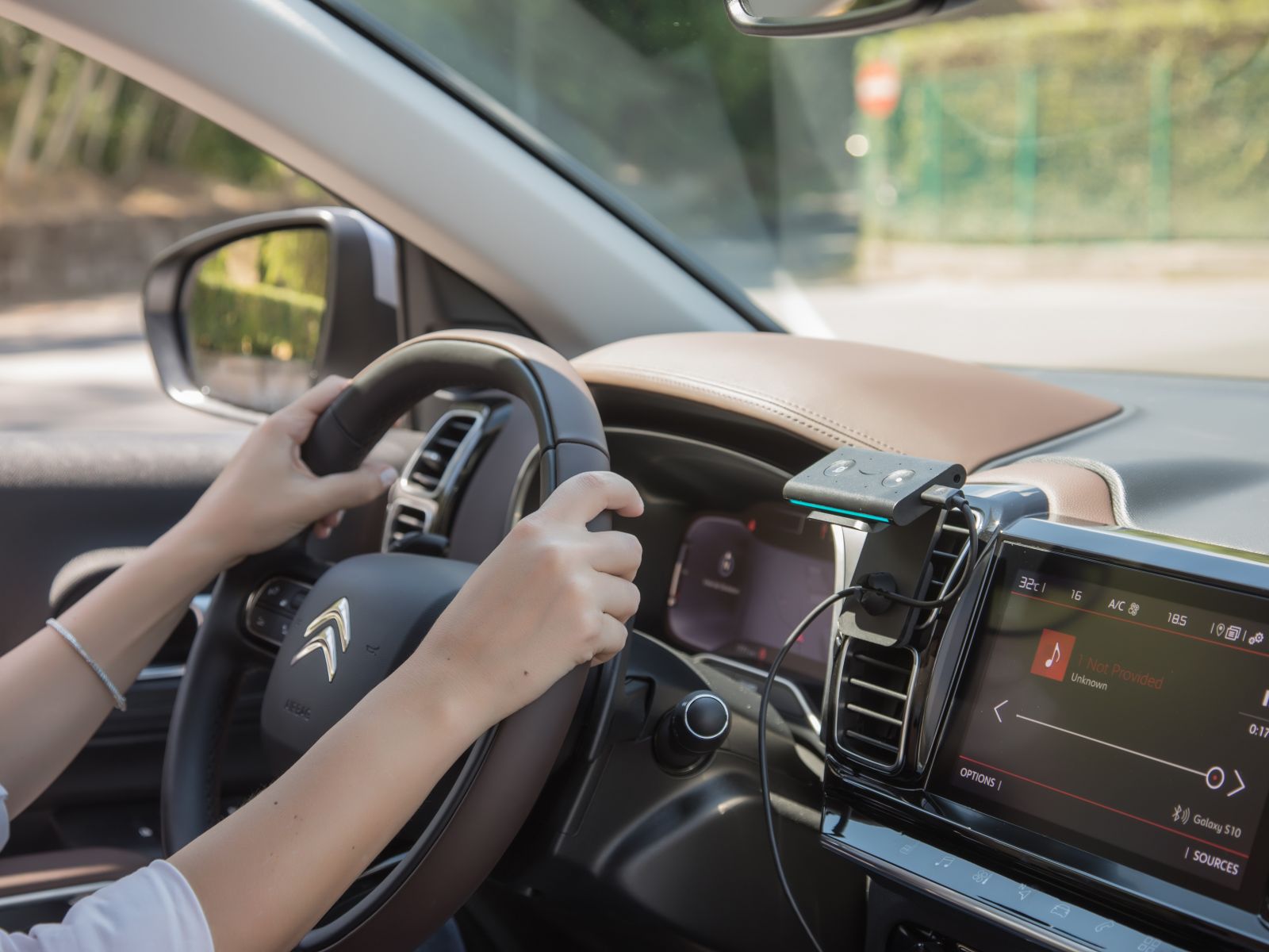 Hai presente Alexa? Ora c'è Echo Auto di Amazon