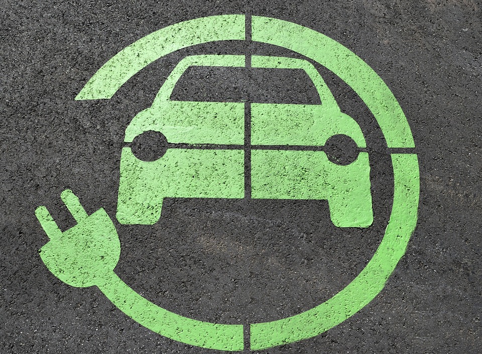 Definite le norme per avere lo sconto del 40% per le auto elettriche