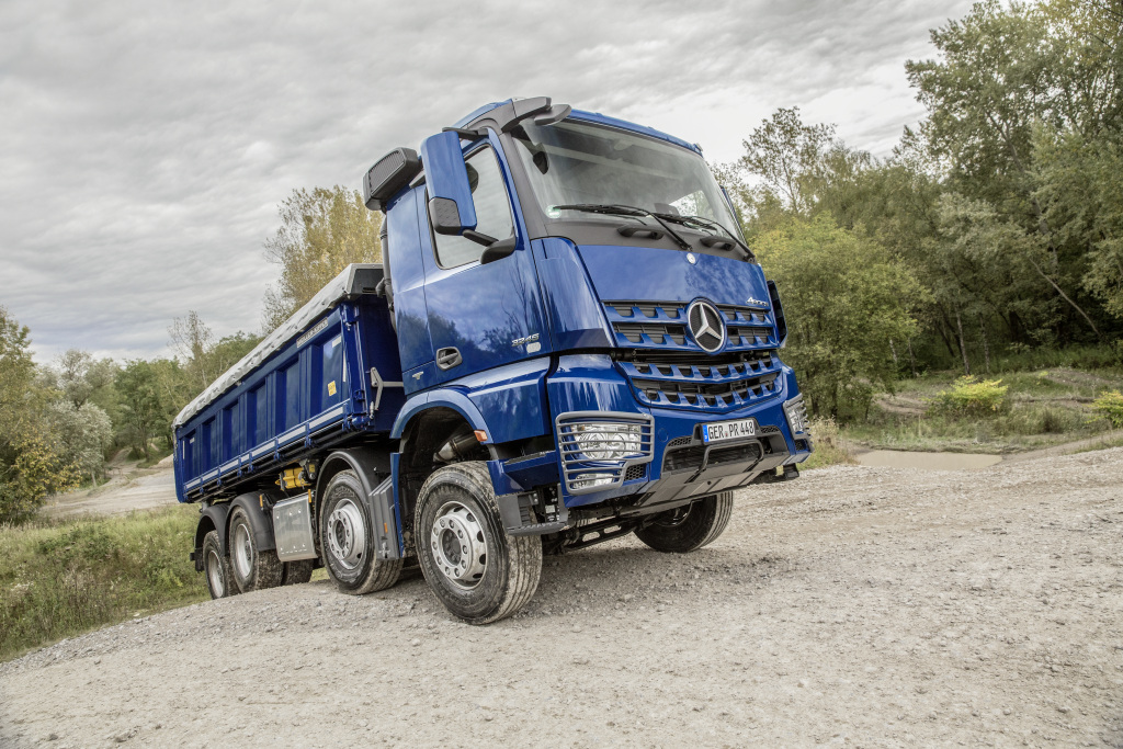 Il prestigio del marchio della Stella anche sui camion Mercedes 4x4