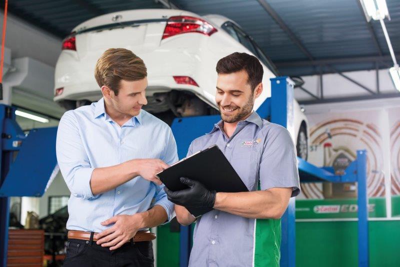 Castrol: il rapporto qualità/prezzo e la familiarità sono i fattori principali per fidelizzare i clienti in officina