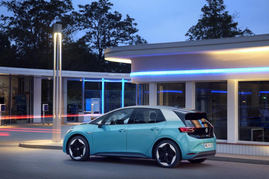 Manutenzione auto elettrica, parlano le Case