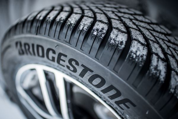 Bridgestone Blizzak LM005 incoronato re dei pneumatici invernali