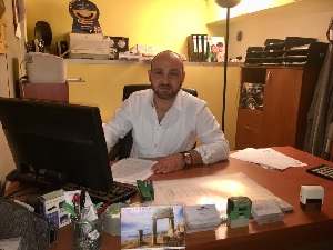 Giovanni Vicario, gommista