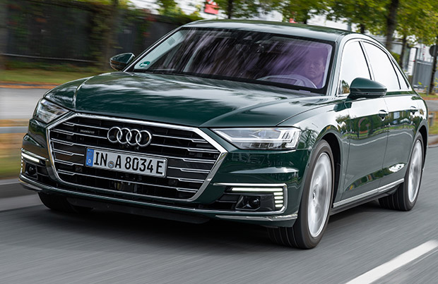 Nuova Audi A8 Plug-In Hybrid