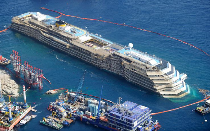 costa_concordia_dopo_rotazione