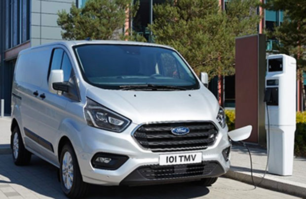Ford ricarica elettriche