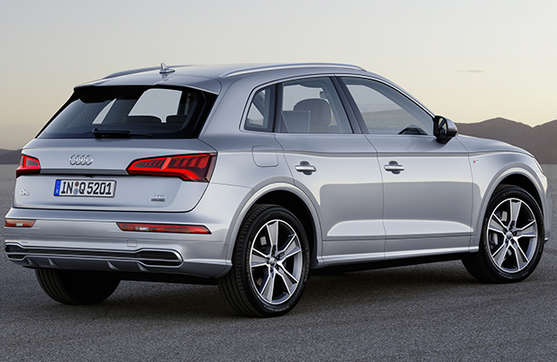 Nuova Audi Q5: trazione Quattro e motori TDI