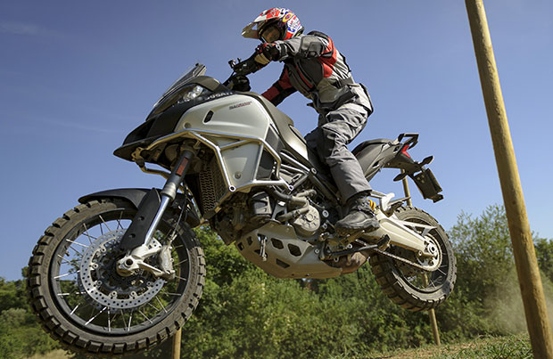 Casey Stoner ospite del DRE Enduro