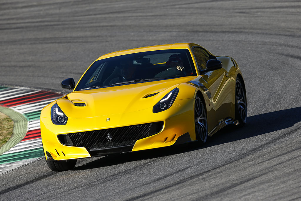 Inforicambi-Ferrari-F12TDF