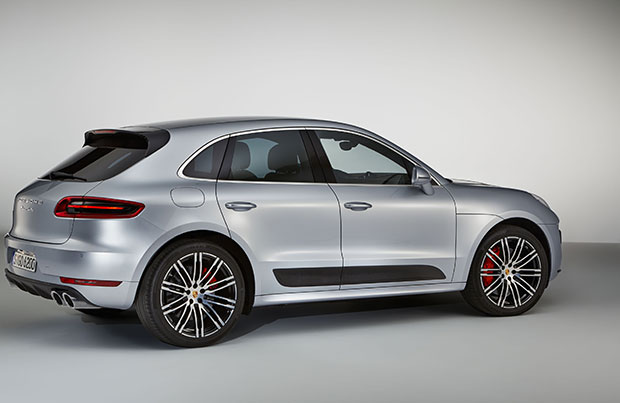 Porsche Macan Turbo pacchetto Performance