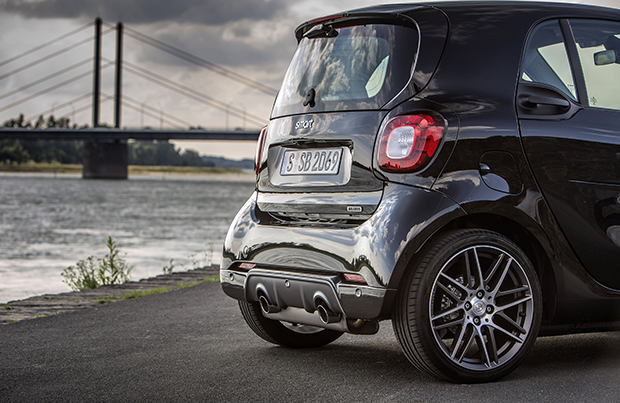 Nuova smart Brabus: la nostra prova su strada
