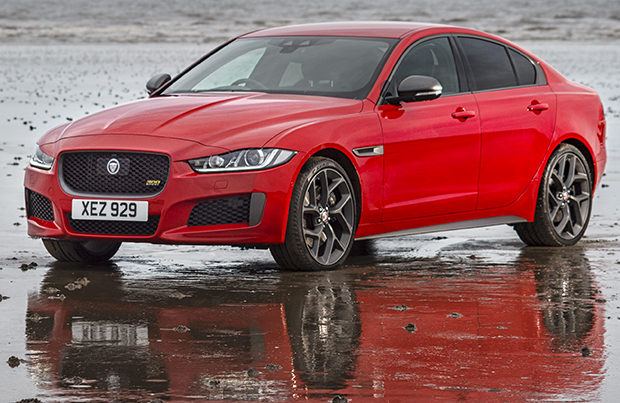 Jaguar XE 300 Sport
