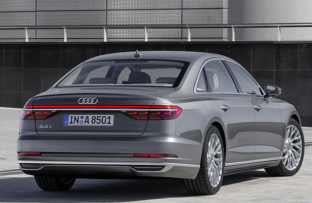 Nuova Audi A8