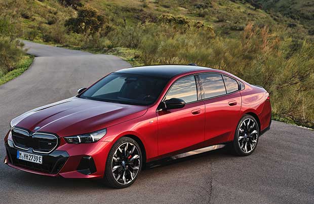 Nuova BMW Serie 5 berlina