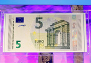 Arriva la nuova banconota da 5 euro