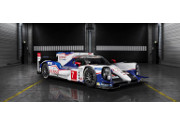 TS040 Hybrid: nuova era per Toyota Racing