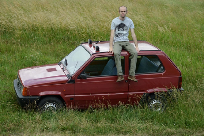 KYB Italy sponsorizza il team Le Frèye Poulì – Da Aosta alla Mongolia partecipante al Mongol Rally 2014