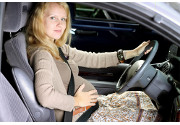 Si può guidare in gravidanza?