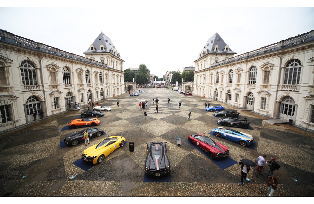 Torino: parte la seconda edizione del Salone dell’Auto nella spettacolare cornice del Valentino.