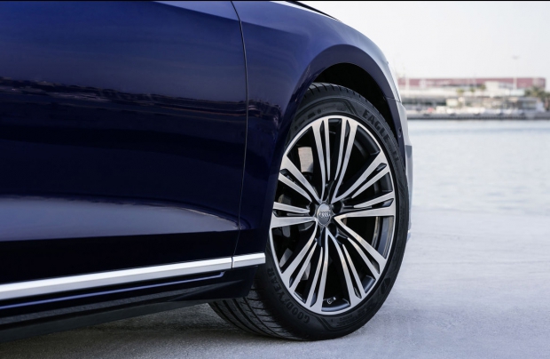 goodyear-primoimpianto-audi-a8_0-6