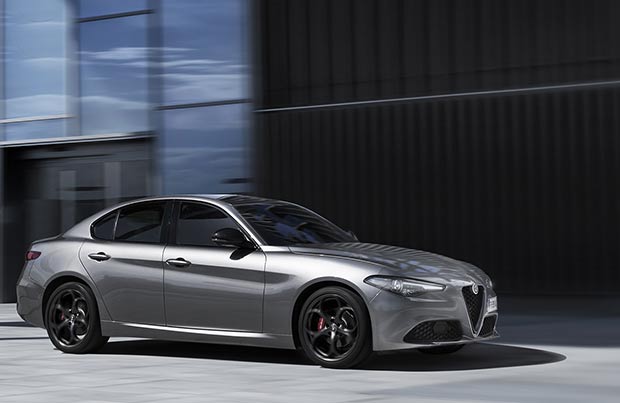 Alfa Romeo Giulia e Stelvio B-Tech: sportività tecnologica