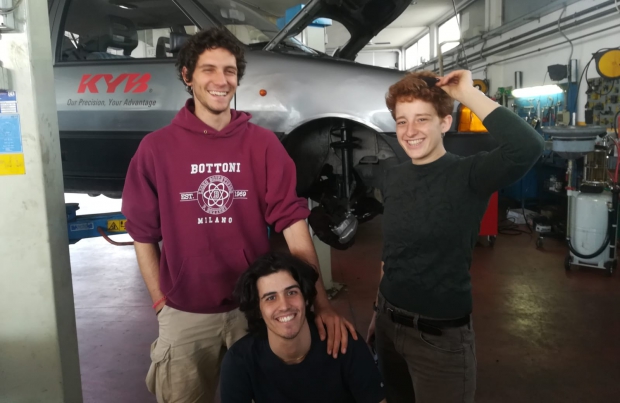 KYB Italy sponsorizza il team PB1 del Mongol Rally