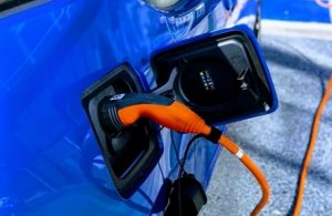 Riciclare le batterie di un'auto elettrica 