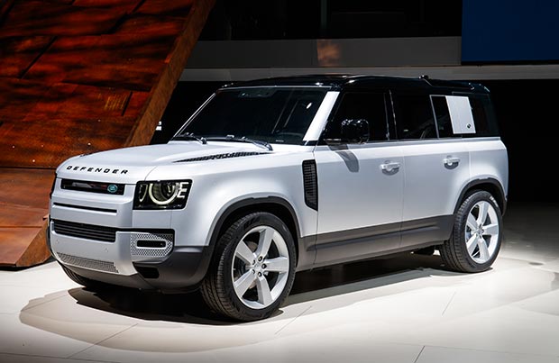 Nuova Land Rover Defender con dual eSim