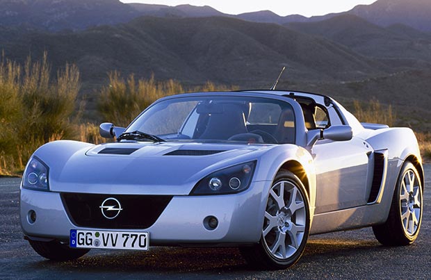 Opel Speedster una storia di più 20 anni