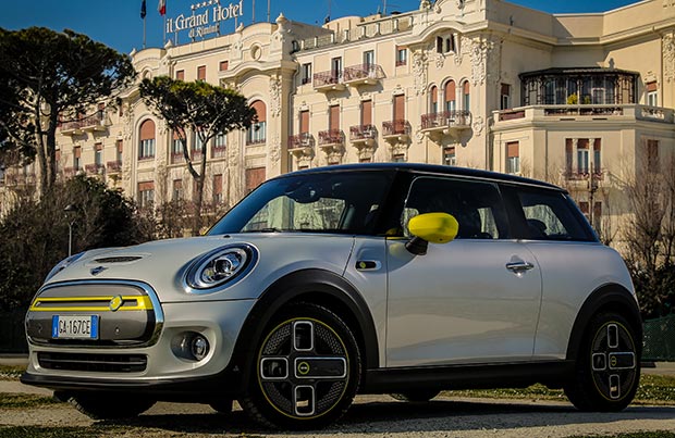 Mini Electric: che comunicazione!