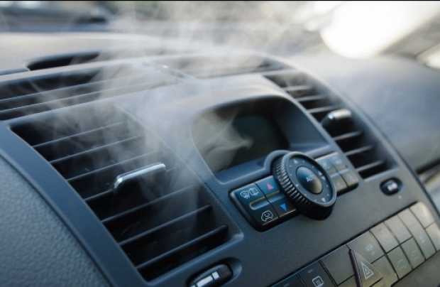 Come igienizzare gli interni di un’automobile?