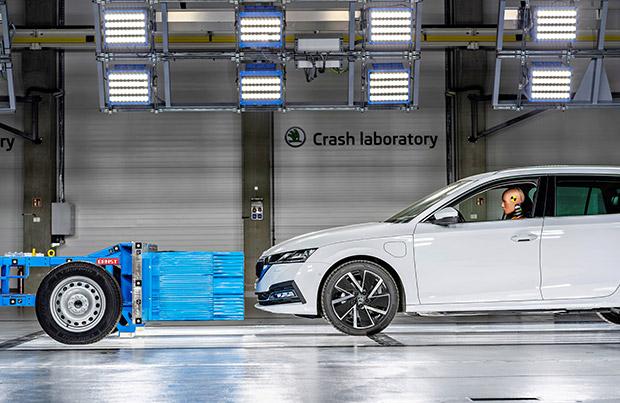 Skoda: nuovo centro autonomo per il crash test