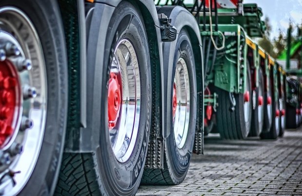 Hai un problema con gli pneumatici del tuo camion? Ti aiuta Continental