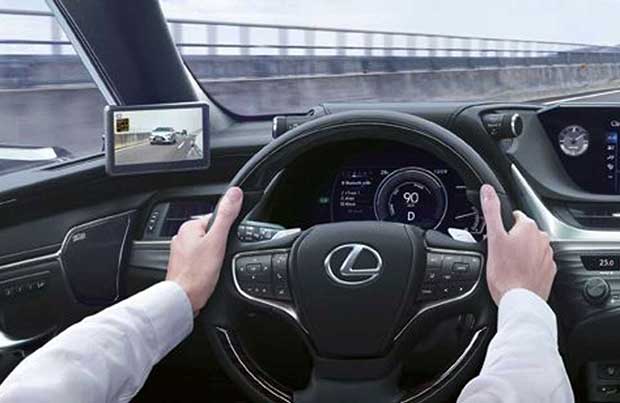 Nuova Lexus ES Hybrid 2021