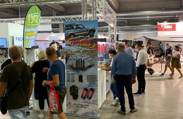 Tuning 2000: buona la prima al salone del camper 2020