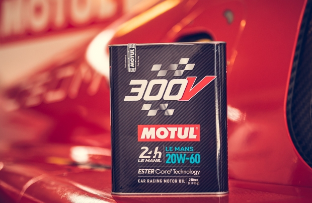 Lubrificante per motori racing: ecco il nuovo Motul 300V