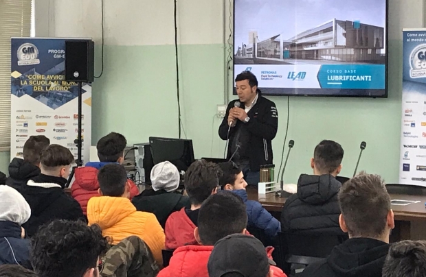 A lezione di lubrificanti con PETRONAS!