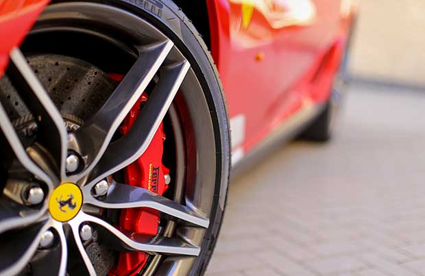 Bollo auto: esenzione totale e parziale, quando?