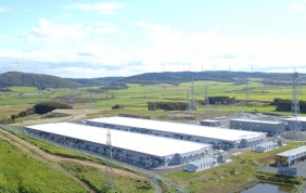 Il più grande impianto di batterie di accumulo al mondo consegnato da GS Yuasa è entrato in servizio
