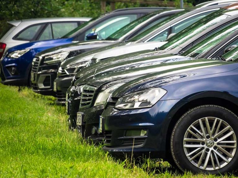 Scalare il contachilometri: un fenomeno che riguarda anche le auto nuove