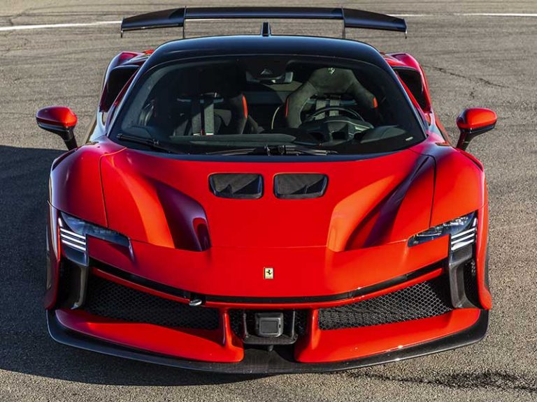 Ferrari SF90 XX Stradale: tempo record sul circuito di Fiorano