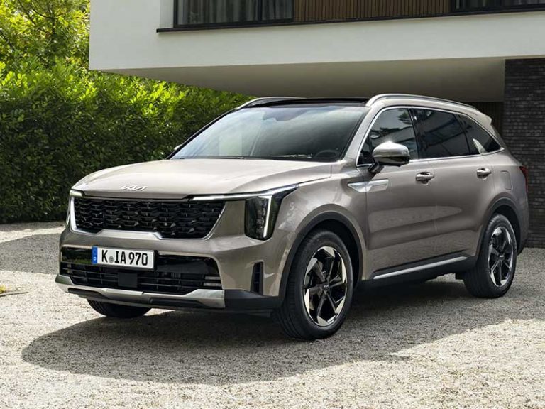 Kia Sorento: nuova gamma di powertrains elettrificati