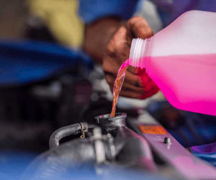 Motore auto surriscaldato