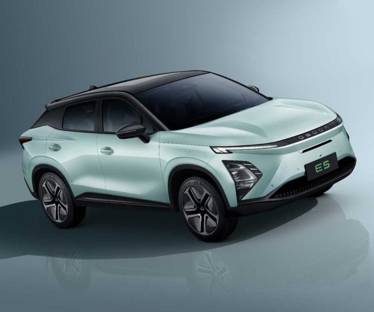 Omoda E5: il SUV globale sbarca in Europa