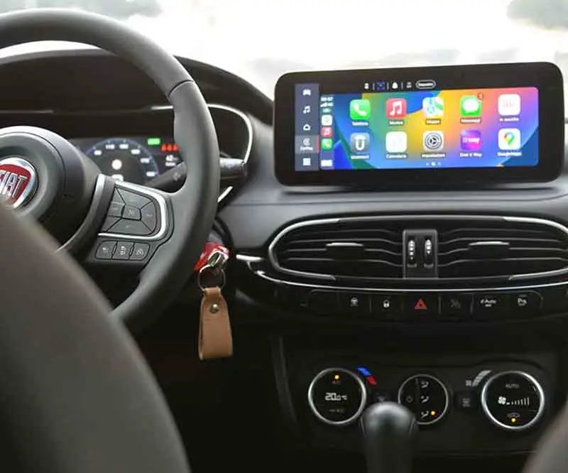 Apple CarPlay - iOS 18