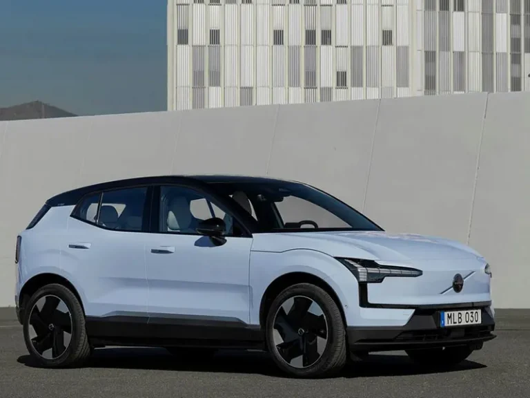 Volvo EX30: il SUV elettrico e sostenibile