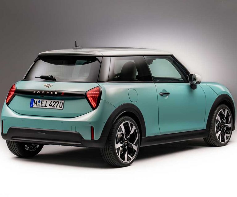 Nuova Mini Cooper: potenza del turbo e dell’elettrico