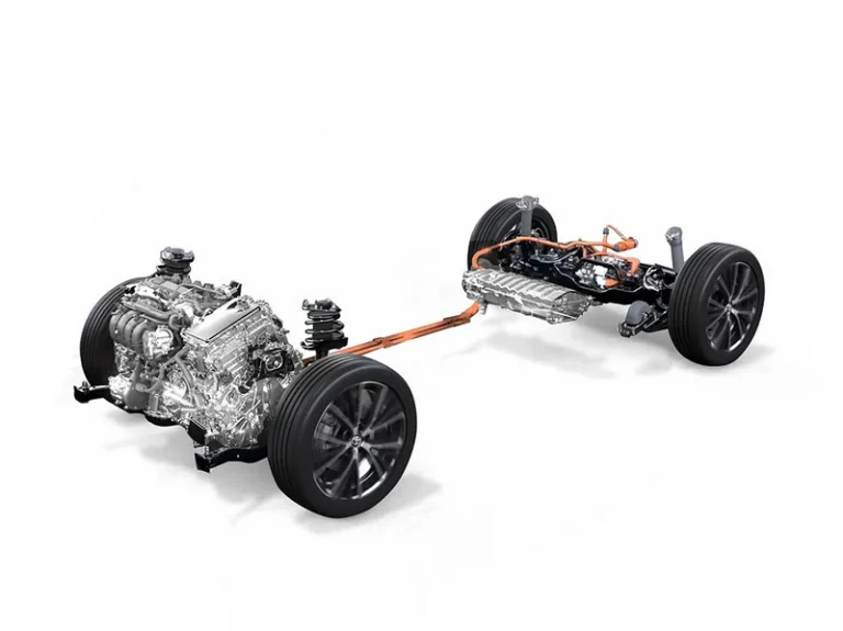 Toyota, pronto un nuovo motore ibrido rivoluzionario