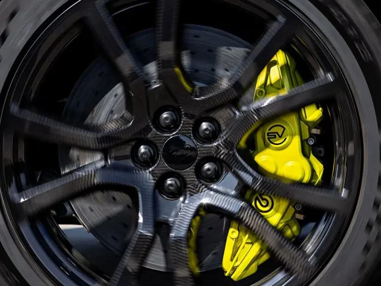 Brembo Octyma: la pinza freno premiata per il suo design