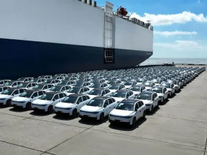 Leapmotor: il primo carico di auto elettriche sbarca in Europa
